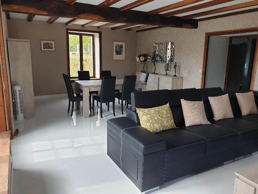 La Maison Du Lac Lavaud Saint-Quentin-sur-Charente Экстерьер фото